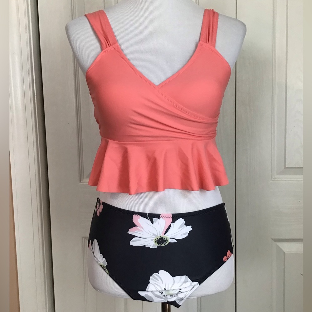 NWT Beachsissi Bathing Suit Sz sm